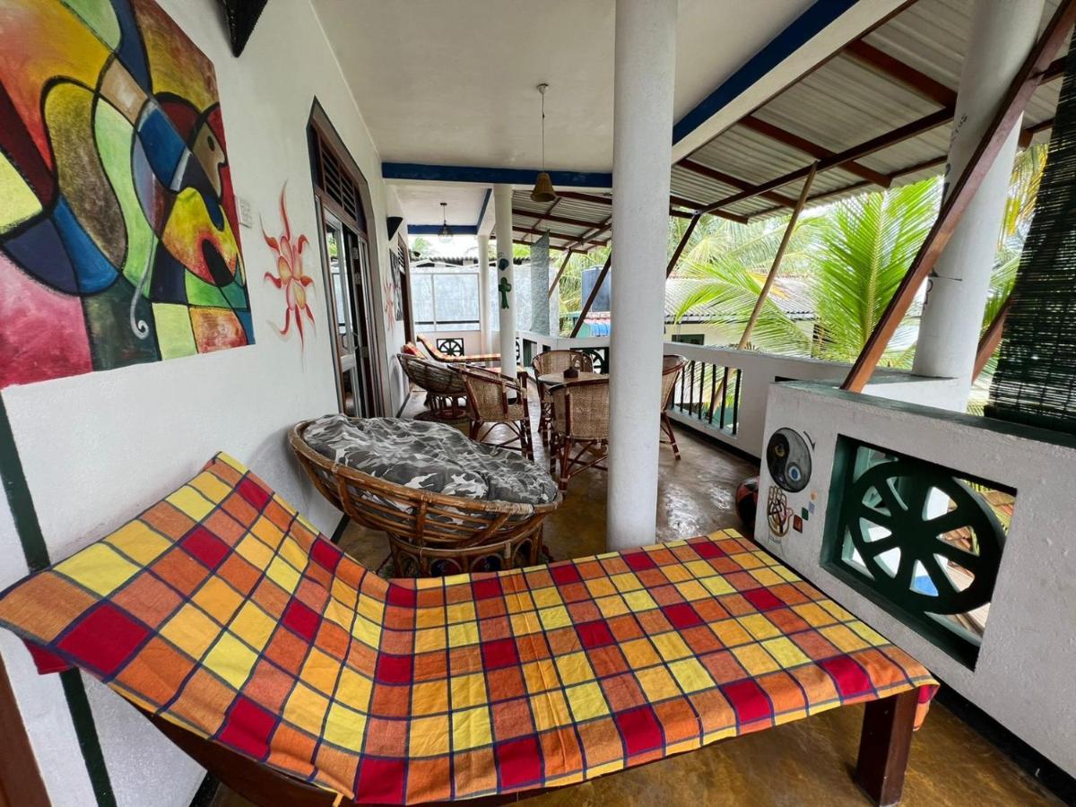 Frangipani Beach Villa Тангалла Экстерьер фото