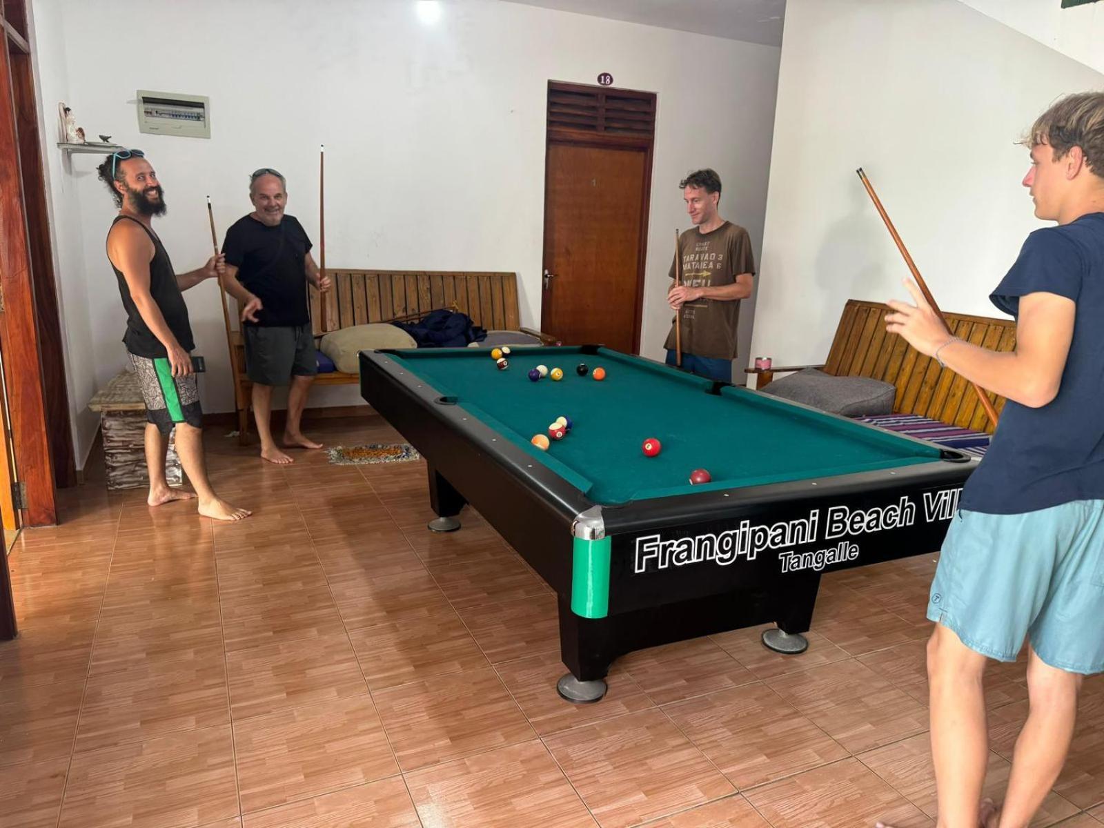 Frangipani Beach Villa Тангалла Экстерьер фото