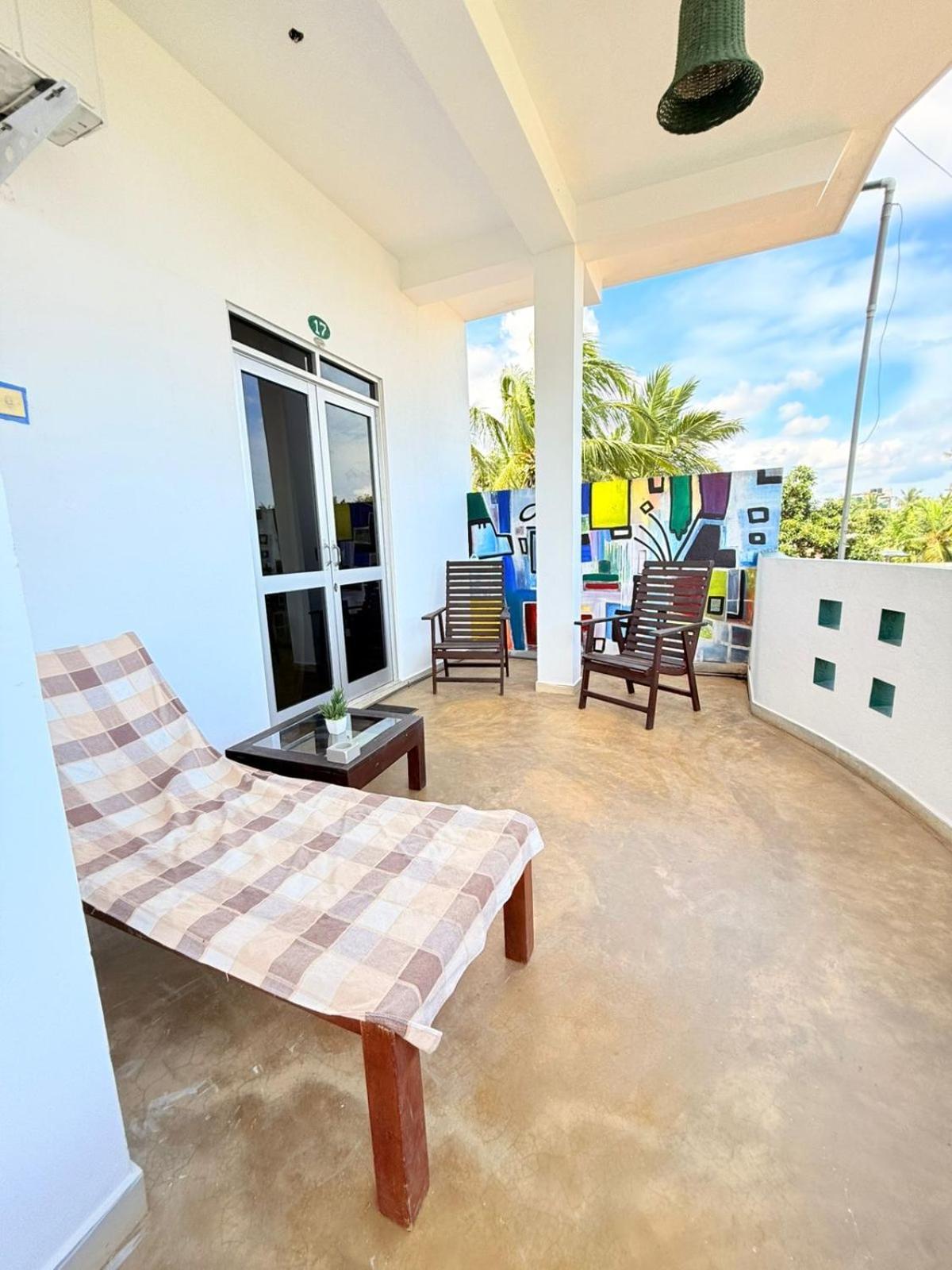 Frangipani Beach Villa Тангалла Экстерьер фото
