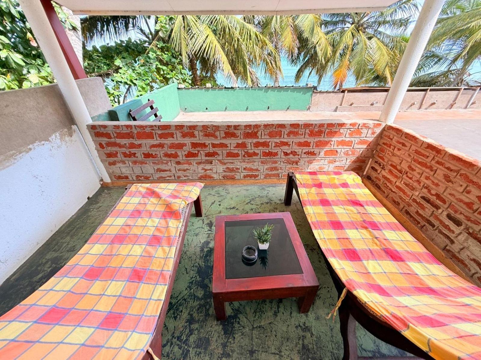 Frangipani Beach Villa Тангалла Экстерьер фото